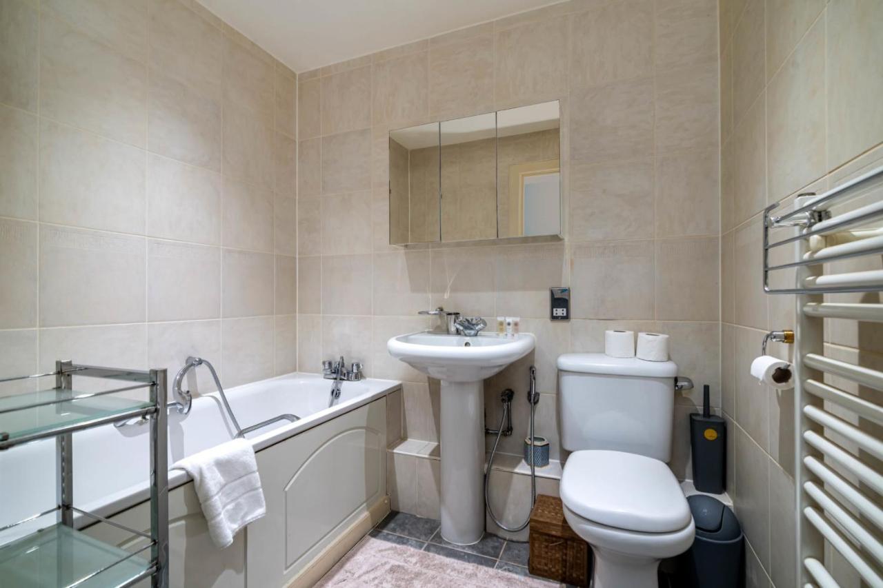 Guestready Superb Central Overlooking River Thames Londra Dış mekan fotoğraf